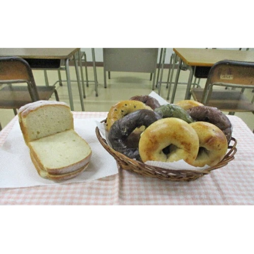 県立藤枝北高校生徒が商品開発！パン祭セット（ベーグル・食パン